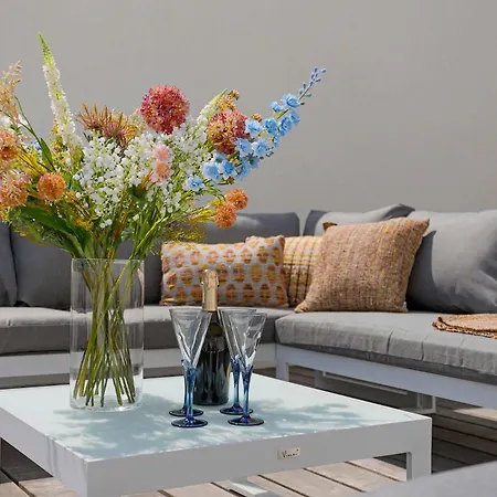 Huswell - Spacious Family Retreat With Terrace Ostende